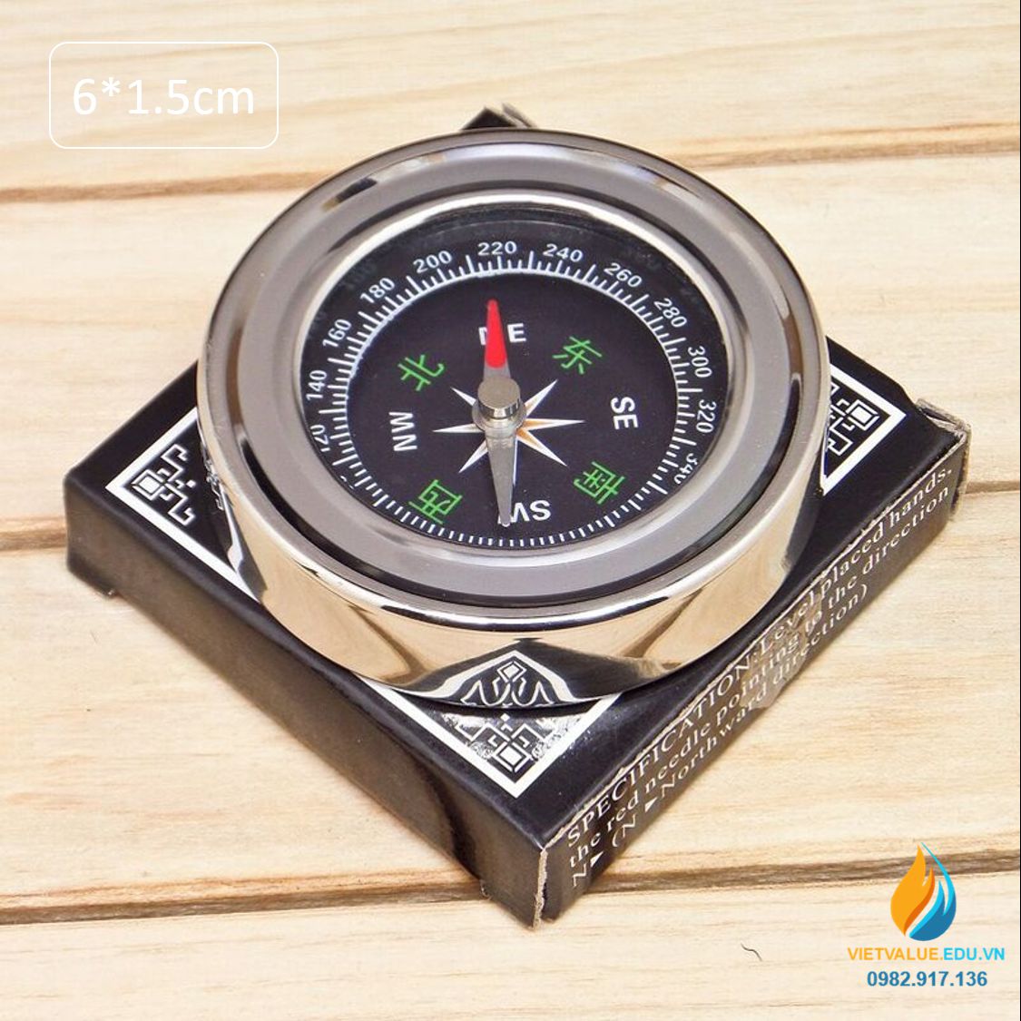 La bàn xác định phương hướng cho người thích thám hiểm, phượt thủ