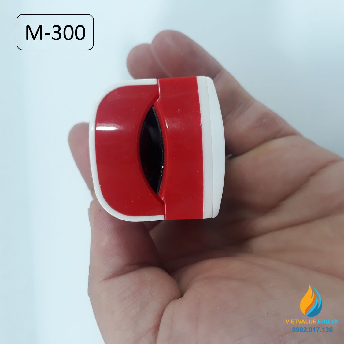 Máy đo xung ngón tay hiển thị LCD, độ chính xác cao, sử dụng pin khô