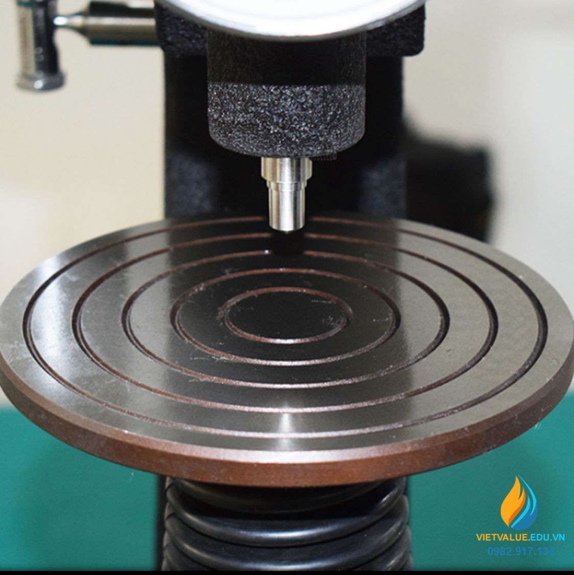 Máy kiểm tra độ cứng Jindouyun HR-300MR RockWell