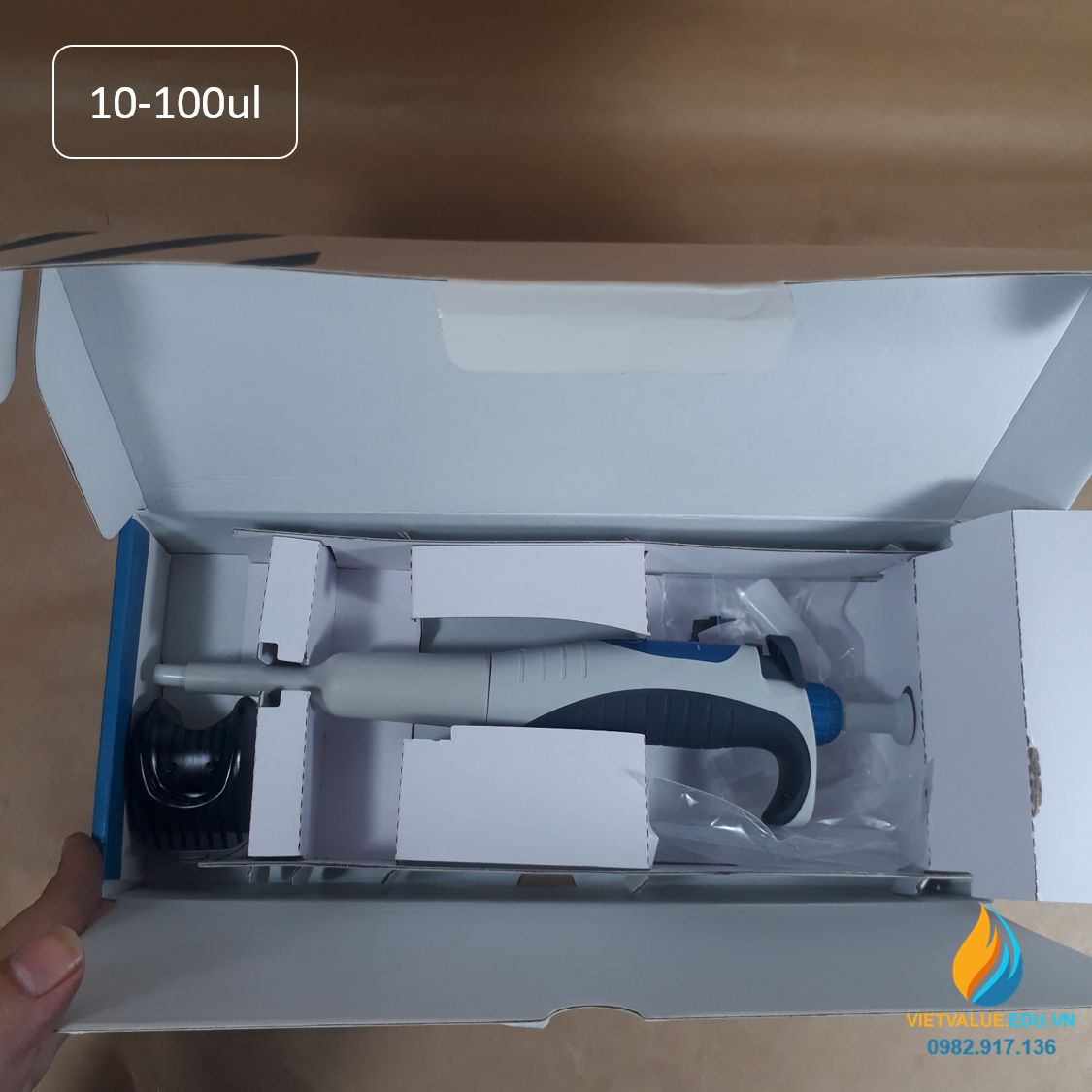 Micropipette Joan Lab A1000 mức hút từ 100ul đến 1000ml hàng xuất khẩu Châu Âu