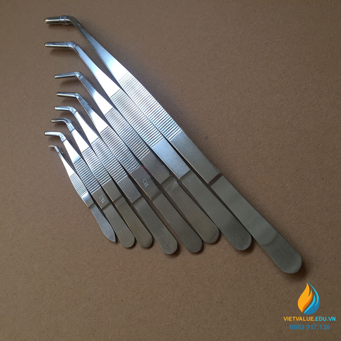 Nhíp khủyu tay dài 10cm, Inox 304 không gỉ, đầu có răng nhíp gắp thí nghiệm