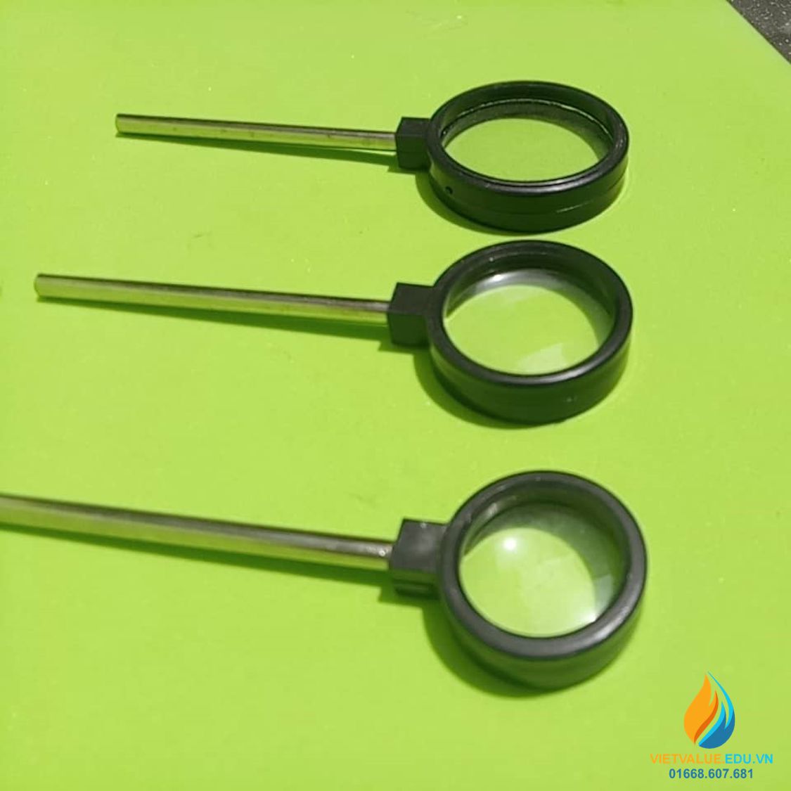 Ống kính phân kỳ, thanh cắm, đường kính 3 cm, tiêu cự 5cm