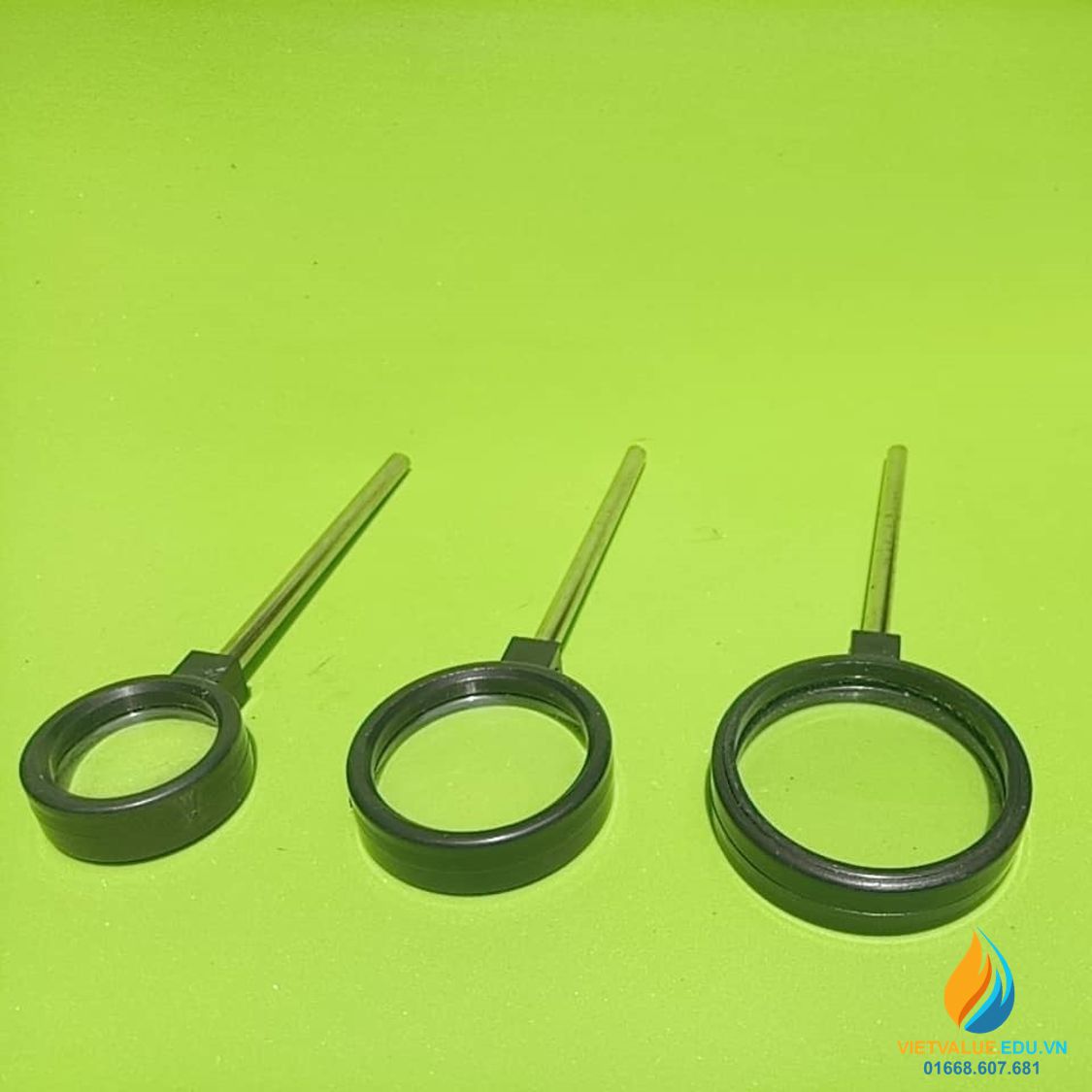 Ống kính phân kỳ, thanh cắm, đường kính 3 cm, tiêu cự 5cm