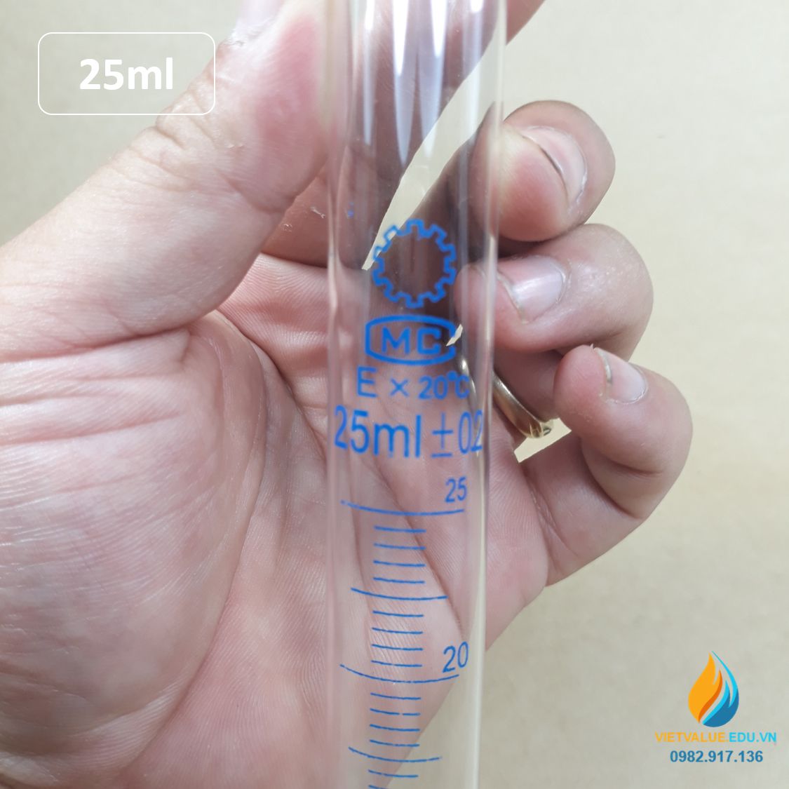 Ống nghiệm thủy tinh 25ml có vạch chia, đáy ống nghiệm tròn, chịu nhiệt độ cao