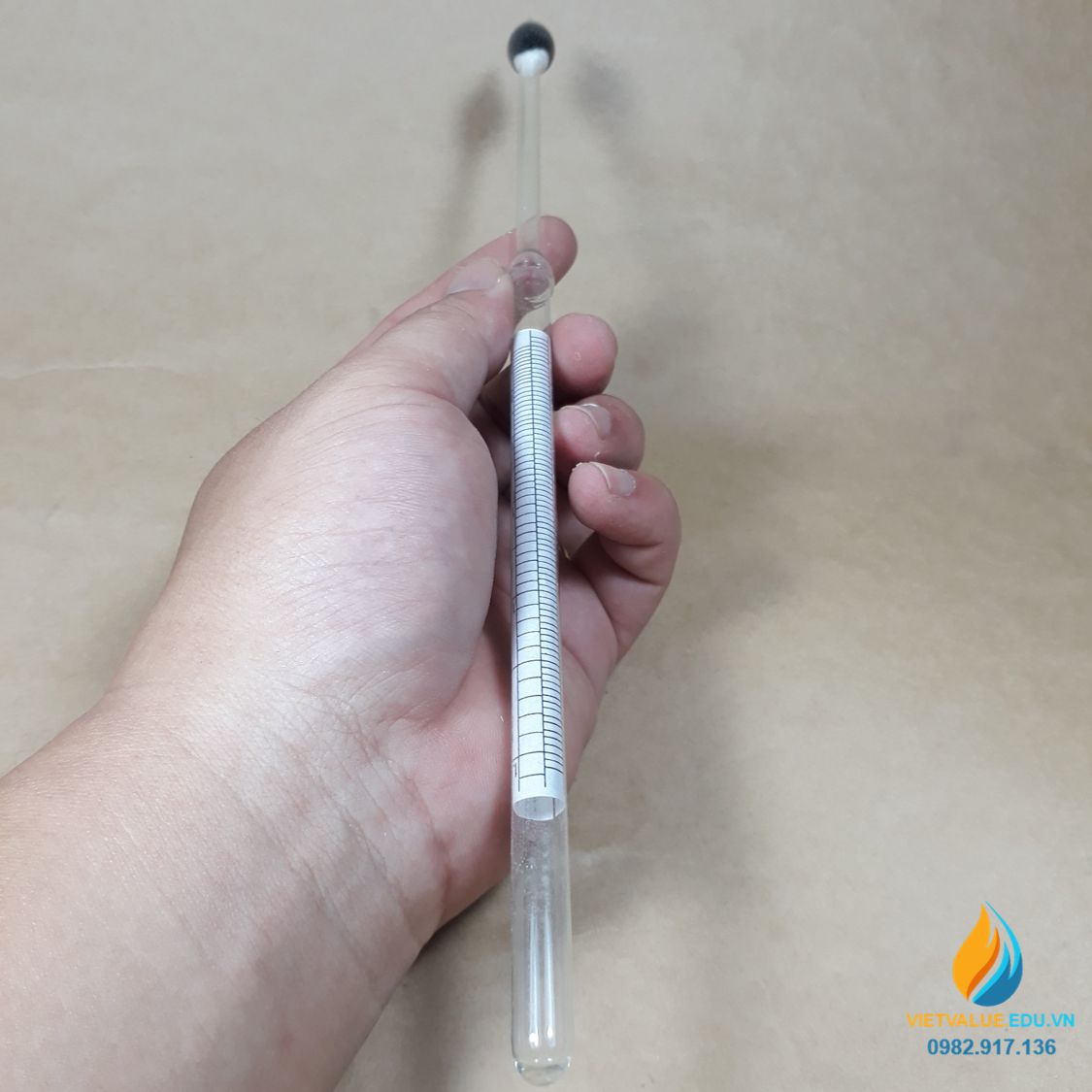 Bom me kế 0-70, Đồng hồ Po Mei phòng thí nghiệm, vạch chia chính xác cao