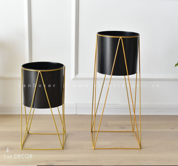 ke-sat-trong-cay-landecor