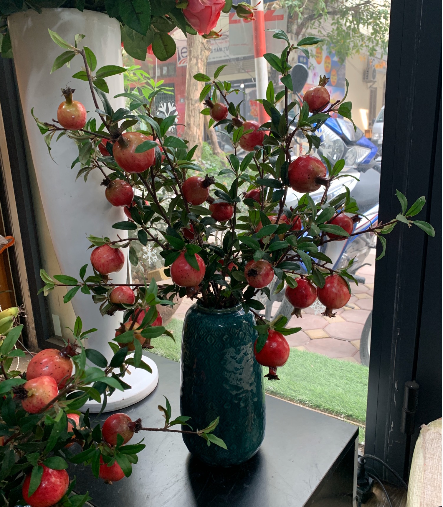 binh-luu-gia-trang-tri-Landecor