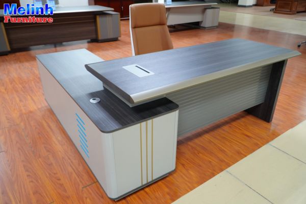 Bàn ghế văn phòng – Hiện đại và chuyên nghiệp