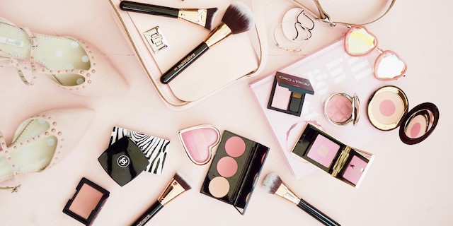 Thủ tục để đăng ký việc lưu hành mỹ phẩm nhập khẩu