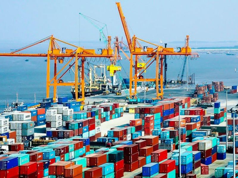Hình ảnh hàng container tại cảng