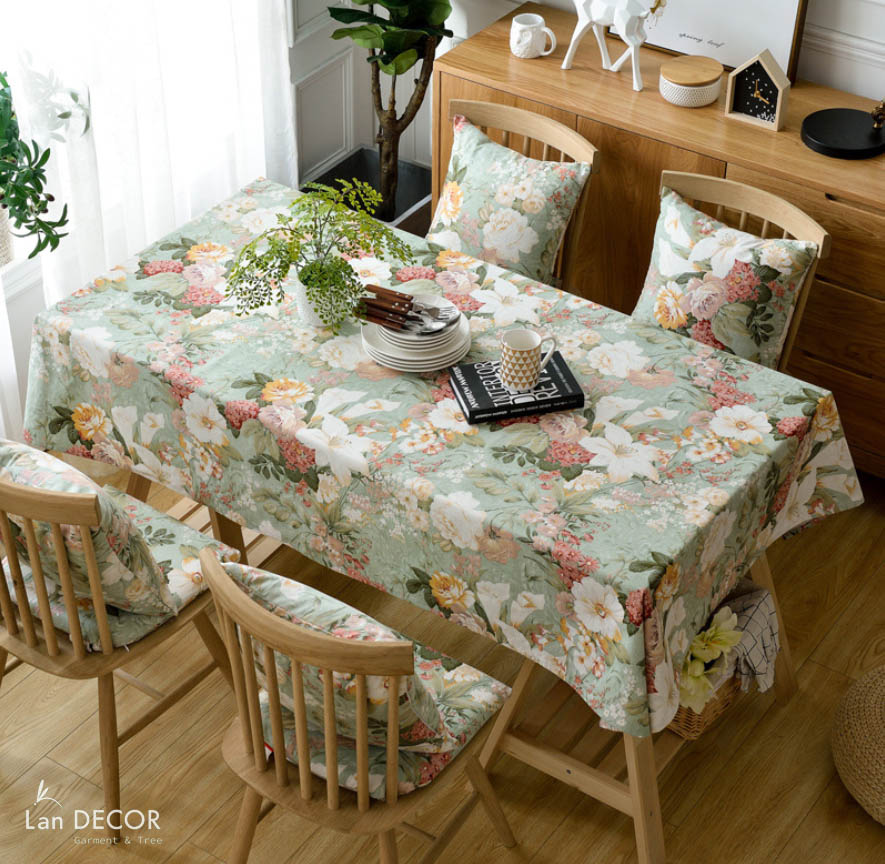 meo-lam-sach-khan-trai-ban