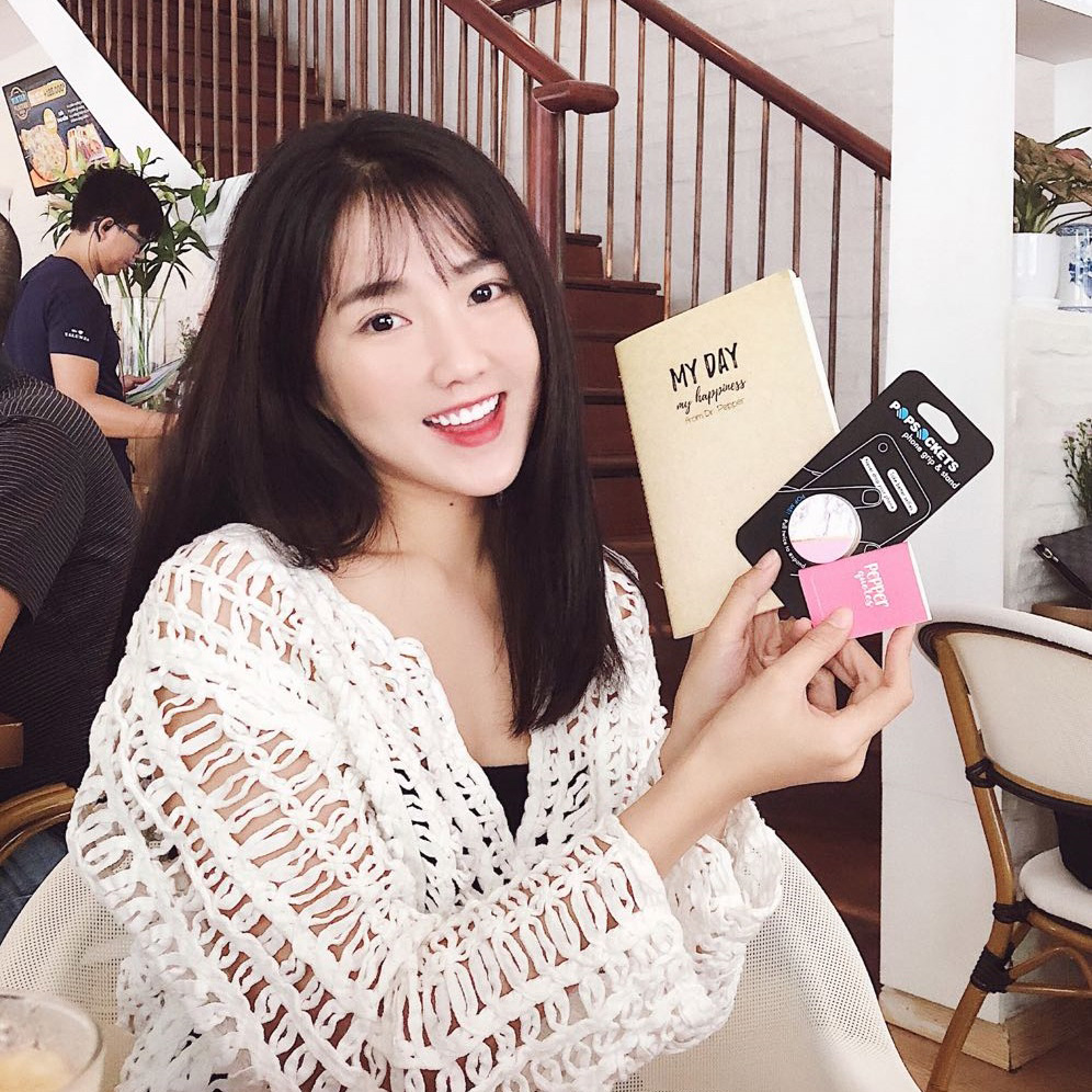 popsocket, dien thoai, mobile, thoi trang, fashion, trendy, kieu trinh