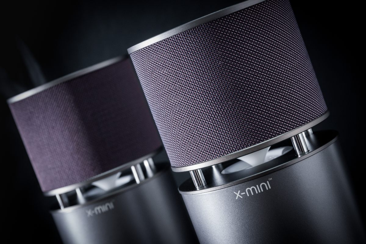 loa-bluetooth-di-dong-x-mini-urbancity