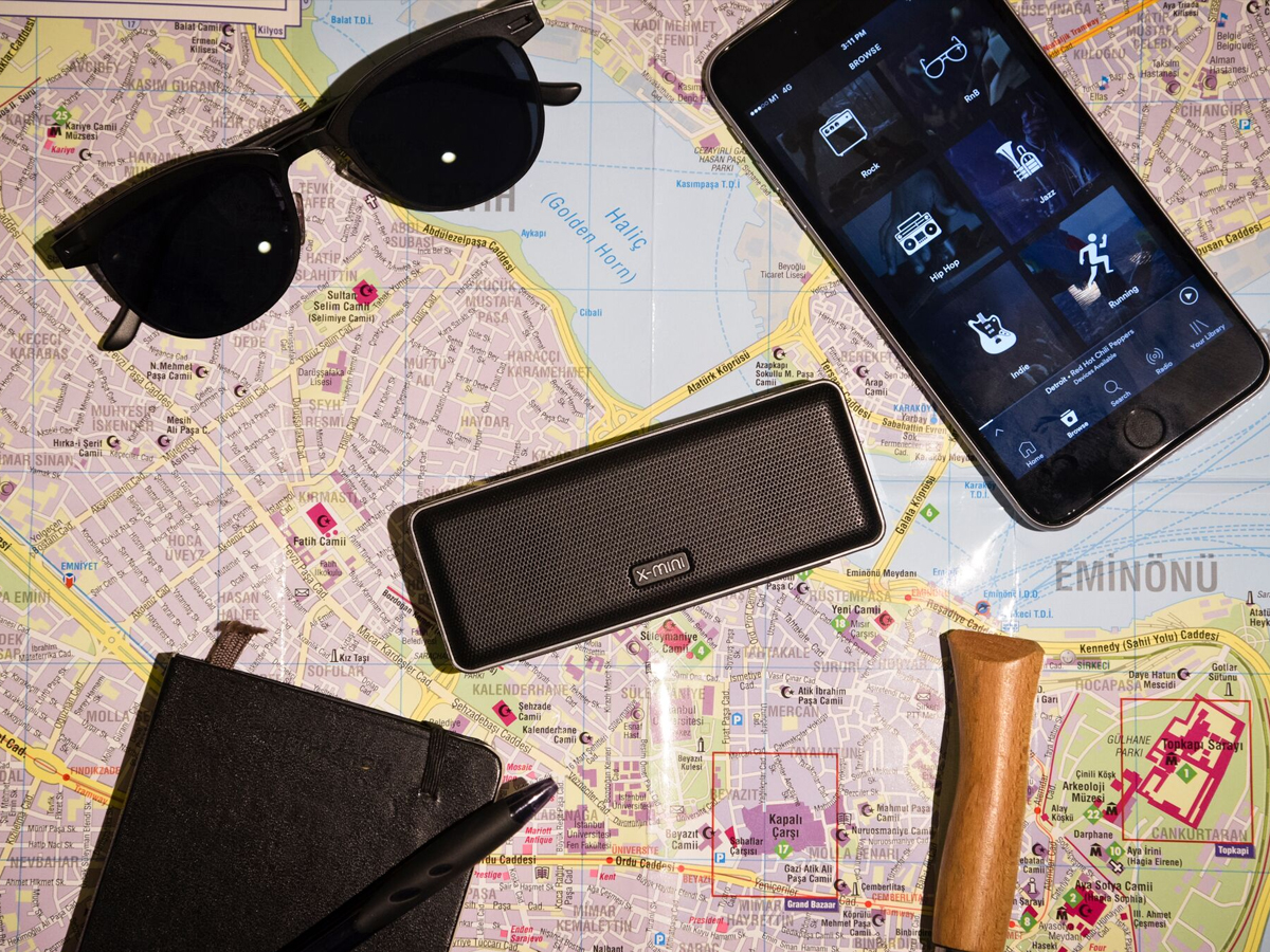 loa-bluetooth-di-dong-x-mini-urbancity