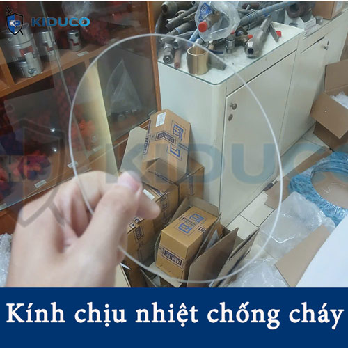 kính chịu nhiệt chống cháy