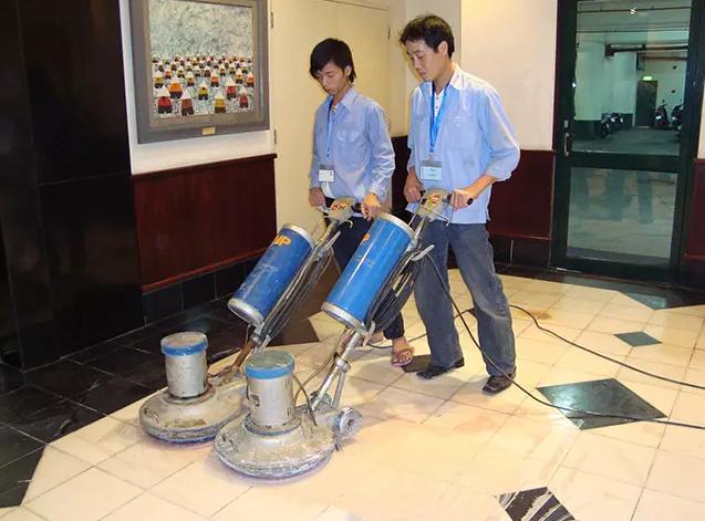 dich-vu-ve-sinh-nha-tron-goi-1