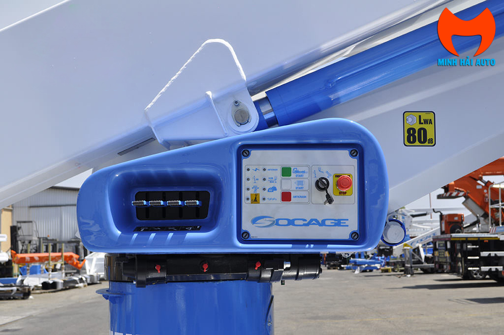 Giá xe ô tô nâng người sửa chữa điện 20m - Ô tô nâng người làm việc trên cao 20m