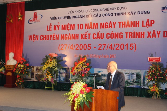 Ảnh: GS. TSKH Nguyễn Đăng Bích phát biểu tại buổi lễ