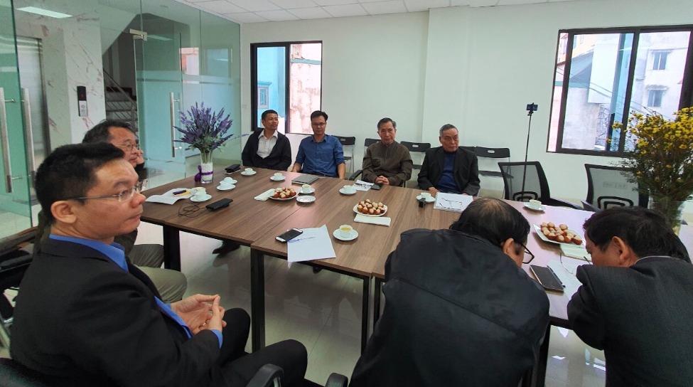 Hội khoa học thủy khí làm việc tại Siêu Thị Thủy Lực