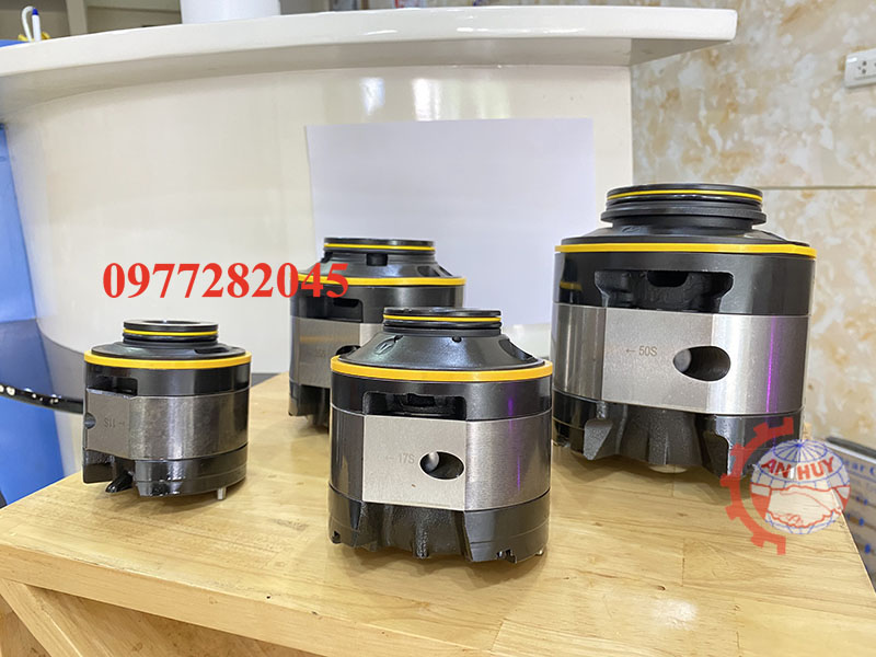 ruot-bom-thuy-luc-canh-gat-45v