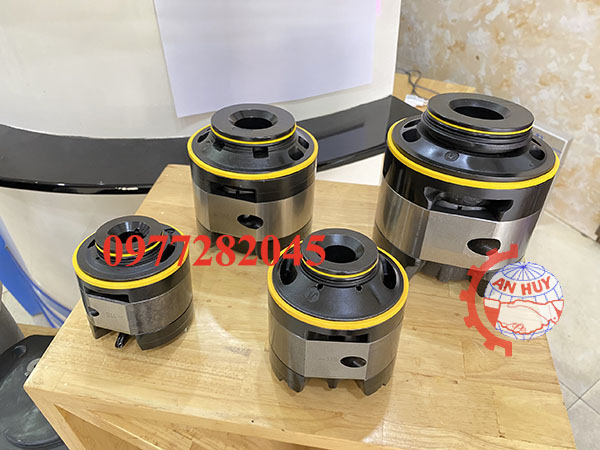 ruot-bom-thuy-luc-canh-gat-25V