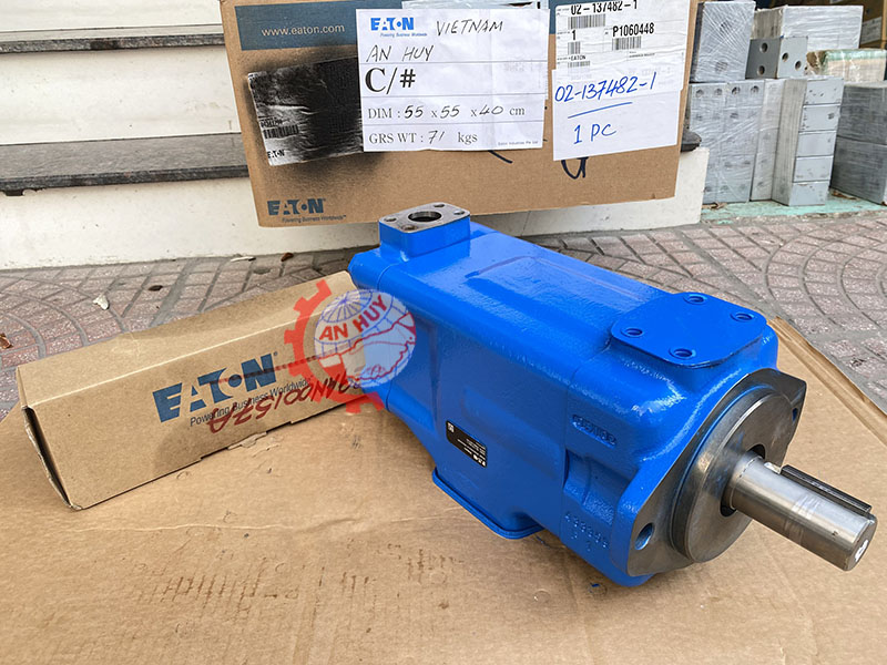 bom-thuy-luc-Vicker-3525V