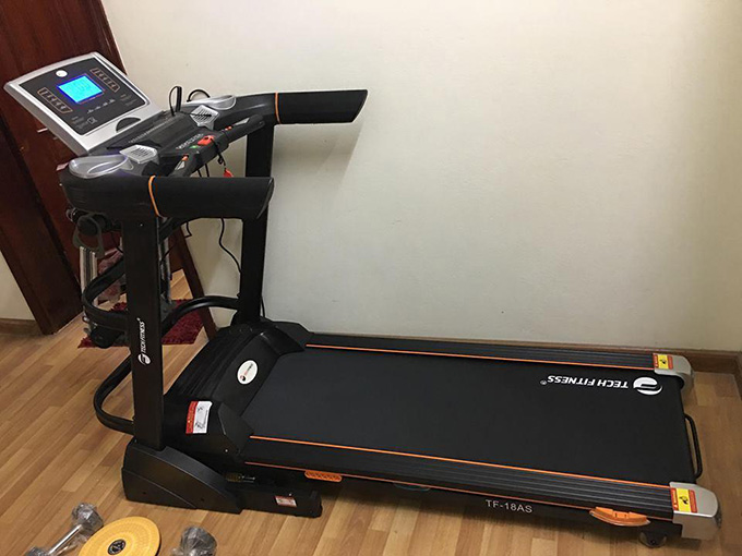 Máy chạy bộ điện Tech Fitness TF-18AS