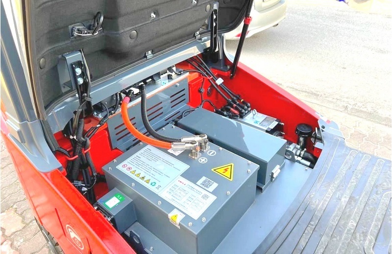 Pin điện ENEROC-CATL lắp trên xe nâng điện lithium 2 tấn đến 3.8 tấn G2 series