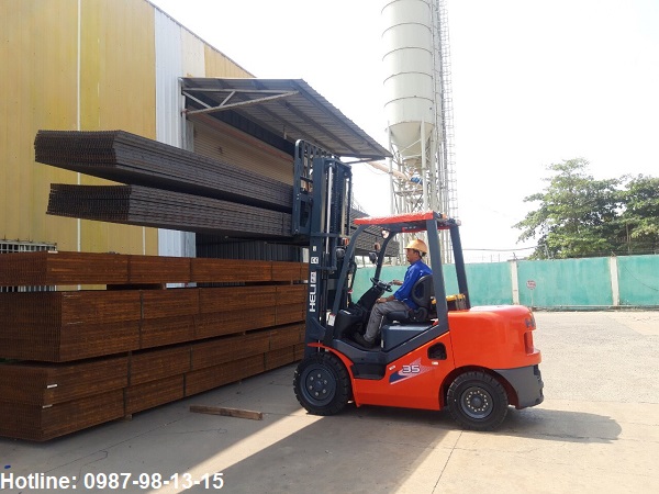 Xe nâng 3.5 tấn động cơ Isuzu 4JG2 Nhật Bản