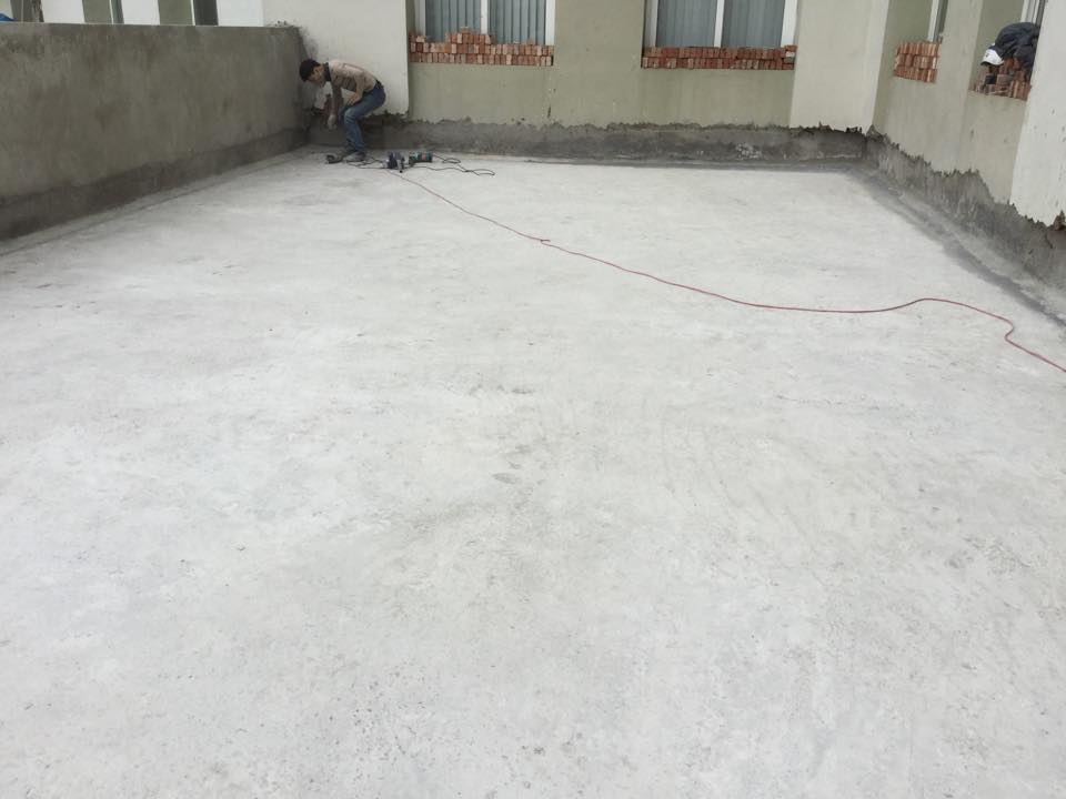 vệ sinh bề mặt đủ điều kiện thi công