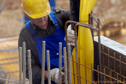 Lắp đặt băng cản nước ở mạch ngừng bê tông