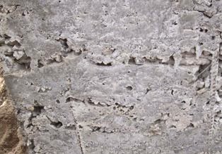 bề mặt bê tông bị rỗ, mất nước