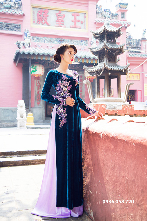 áo dài nhung thêu 3d đẹp cho mẹ