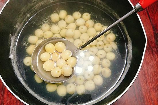 so-che-hat-sen-lam-mon-sinh-to-hat-sen-matcha