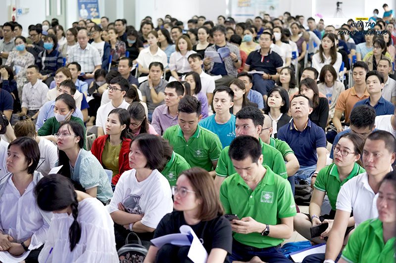 CB Quản lý tham gia khoá học chánh kiến 2 (3) Hình 3. Cán bộ - Quản lý System Fan tham gia khoá học Chánh kiến 2