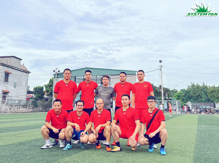 Đội bóng chụp ảnh lưu niệm 2 Đội bóng chụp ảnh lưu niệm