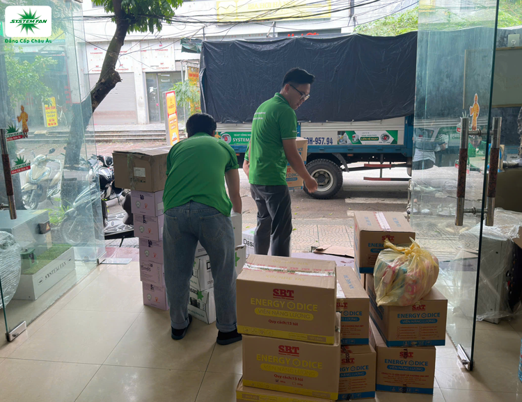 Công tác chuẩn bị thực phẩm, nhu yếu phẩm tại Hà Nội 2