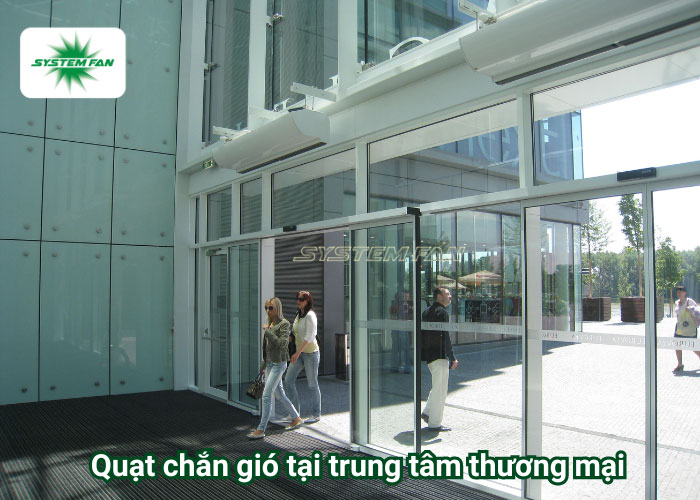 Lắp đặt quạt cắt gió tại trung tâm thương mại