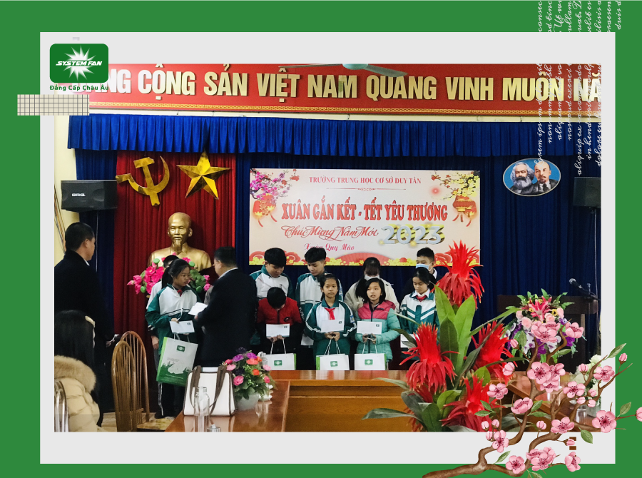 Trao quà cho học sinh THCS Duy Tân Tết Quý Mão 2023 Trao quà cho học sinh THCS Duy Tân Tết Quý Mão 2023