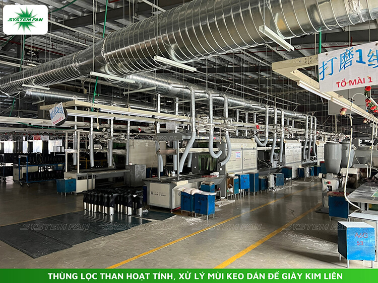 Hình 12. Thùng lọc than hoạt tính xử lý mùi keo dán đế giày Kim Liên