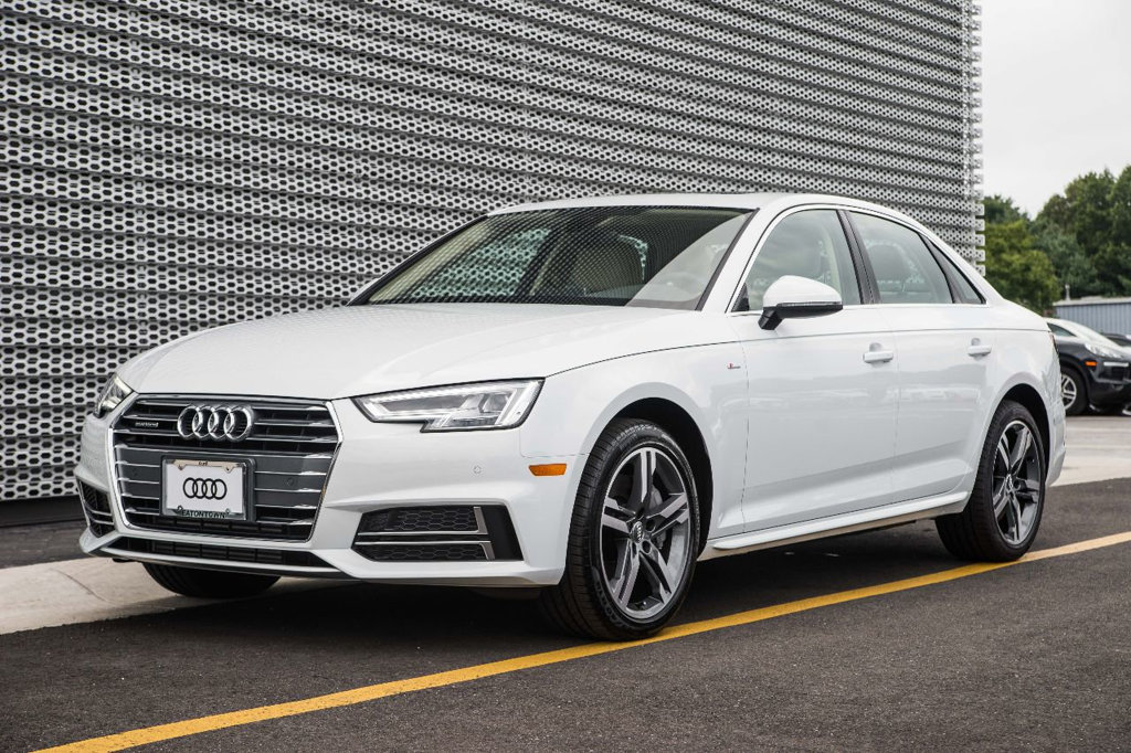 audi-trieu-hoi-a4-va-a5-sportback-de-khac-phuc-khiem-khuyet-noi-that