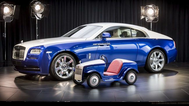 mot-nam-dang-nho-cua-chiec-rolls-royce-chinh-hang-nho-nhat-the-gioi