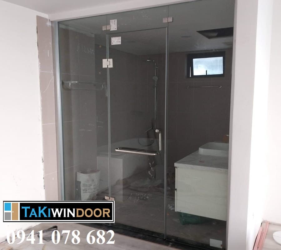 Lắp đặt cabin phòng tắm kính cường lực tại quận Hoàn Kiếm