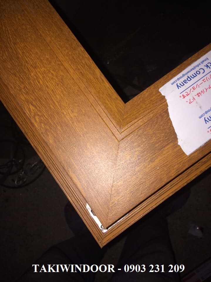 nhôm Kenwin với lớp sơn độc đáo thật như gỗ đạt tiêu chuẩn Nhật