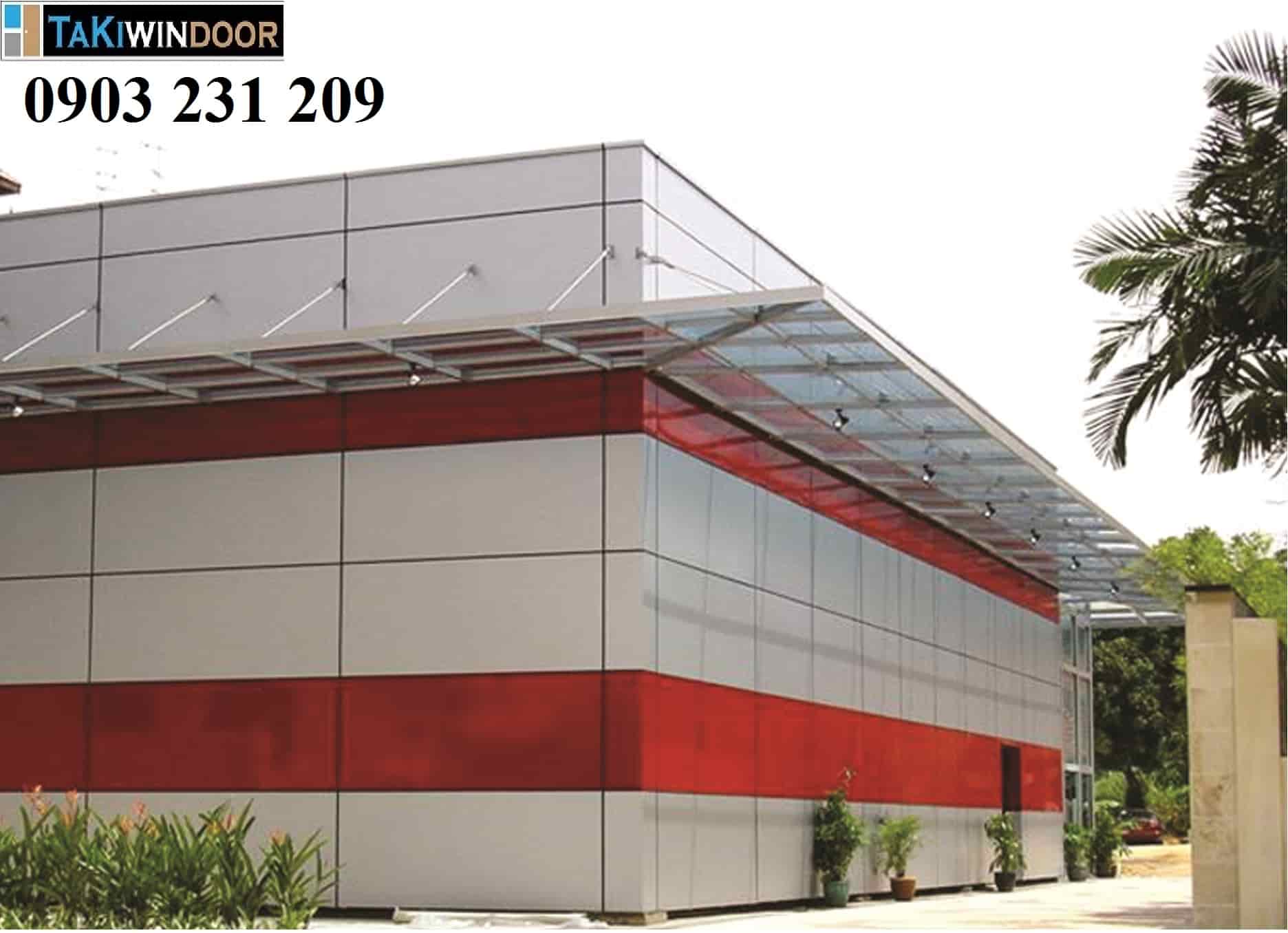 Thi công mái nhựa thông minh, vách ốp Alu