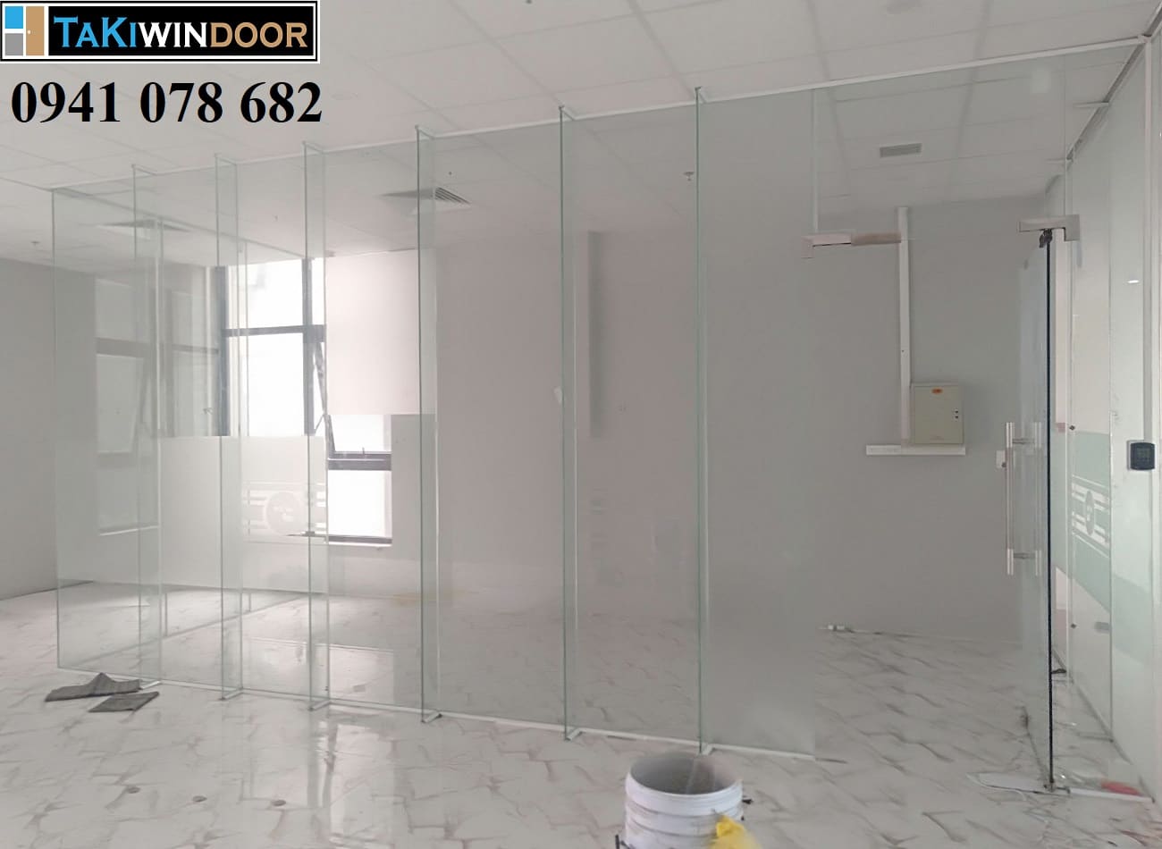 Thi công vách kính cường lực tại Bắc Ninh