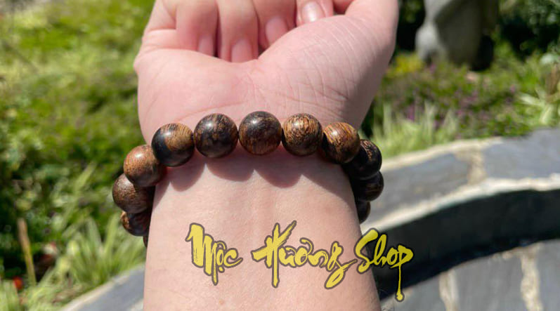 Vòng tay gỗ trầm hương brunei hạt tròn
