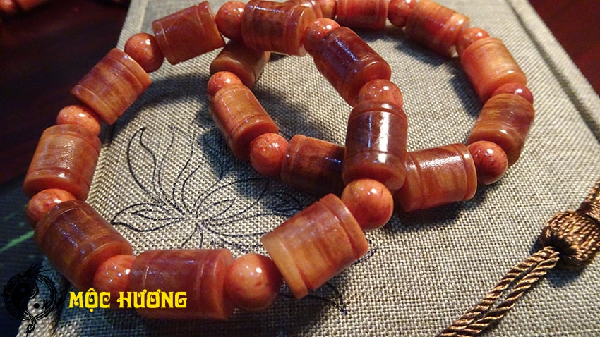 THÂN HUYẾT LONG đốt trúc 10mm THẤU QUANG VIP 100%