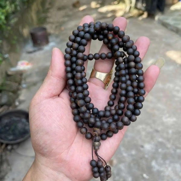 Chuỗi 108 Kỳ Hải Nam Chìm Nước 8mm