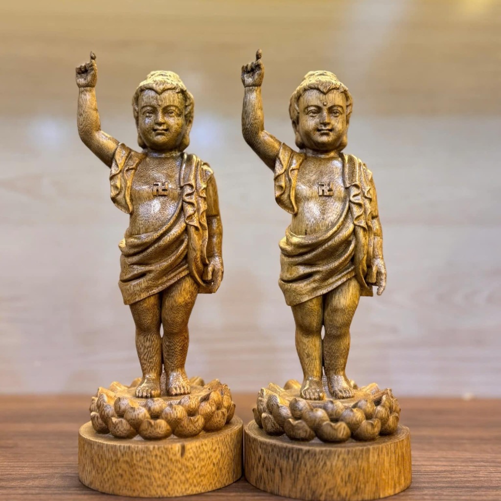 Tượng Gỗ Trầm Hương Phật Đản Sinh Để Xe Hơi